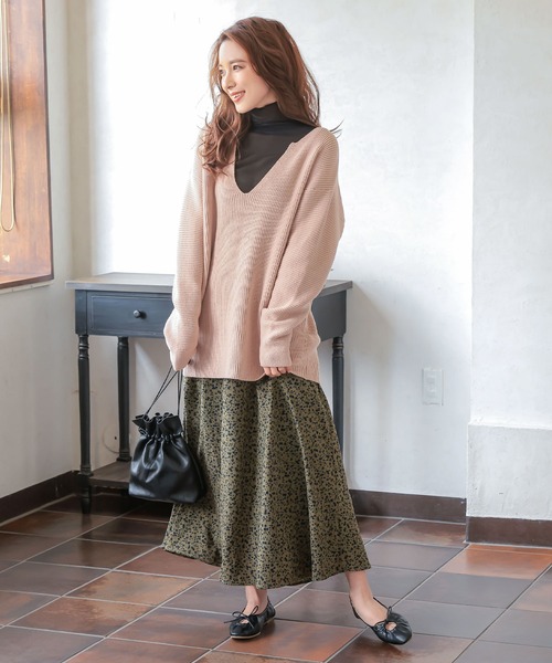 KOBE LETTUCE(コウベレタス)の「スクエアトゥギャザーバレエシューズ(バレエシューズ・レディース・ホワイト/ブラック/ベージュ/ライトカーキ・LL/M/L/S)」の10枚目の写真