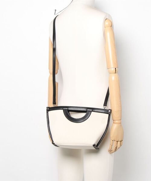 ap retro（アプレトロ）の「キャンバス×レザーハンドバック【ZOZO限定アイテム】（ハンドバッグ・レディース・ベージュ/ブラック/ブラウン・FREE）」の10枚目の写真