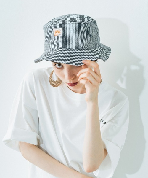 Ressaca（レサーカ）の「ツイル ポリブロード ワッペンバケットハット BUCKET HAT（ハット・メンズ・ブラック/ベージュ/パープル/ブルー系その他2/グリーン系その他/ブルー系その他/チャコール/モカ/ブラック系その他/ベージュ系その他/イエロー/オレンジ/インディゴブルー/ネイビー/ブラウン/カーキ・S/M/L/XL）」の13枚目の写真