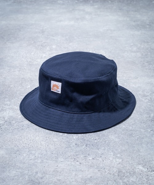 Ressaca（レサーカ）の「ツイル ポリブロード ワッペンバケットハット BUCKET HAT（ハット・メンズ・ブラック/ベージュ/パープル/ブルー系その他2/グリーン系その他/ブルー系その他/チャコール/モカ/ブラック系その他/ベージュ系その他/イエロー/オレンジ/インディゴブルー/ネイビー/ブラウン/カーキ・S/M/L/XL）」の11枚目の写真