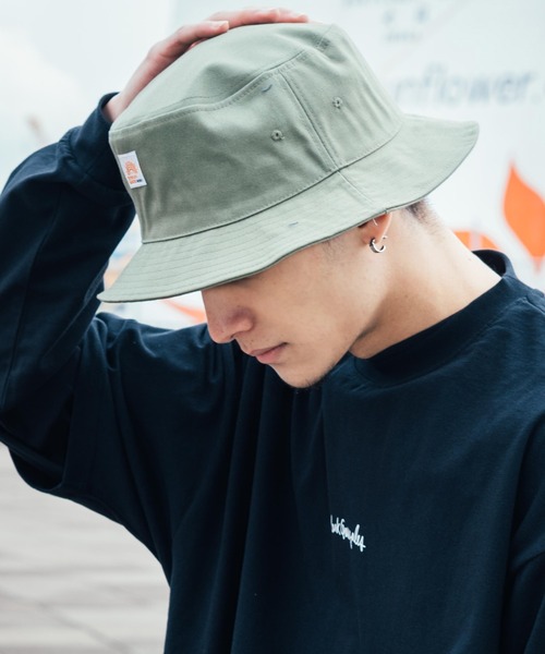 Ressaca（レサーカ）の「ツイル ポリブロード ワッペンバケットハット BUCKET HAT（ハット・メンズ・ブラック/ベージュ/パープル/ブルー系その他2/グリーン系その他/ブルー系その他/チャコール/モカ/ブラック系その他/ベージュ系その他/イエロー/オレンジ/インディゴブルー/ネイビー/ブラウン/カーキ・S/M/L/XL）」の9枚目の写真