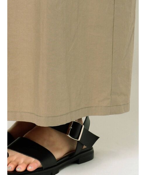 LAGUNAMOON（ラグナムーン）の「ネックホルダードレープワンピース（ワンピース・レディース・アイボリー/ブルー/カーキ・SMALL/MEDIUM）」の16枚目の写真