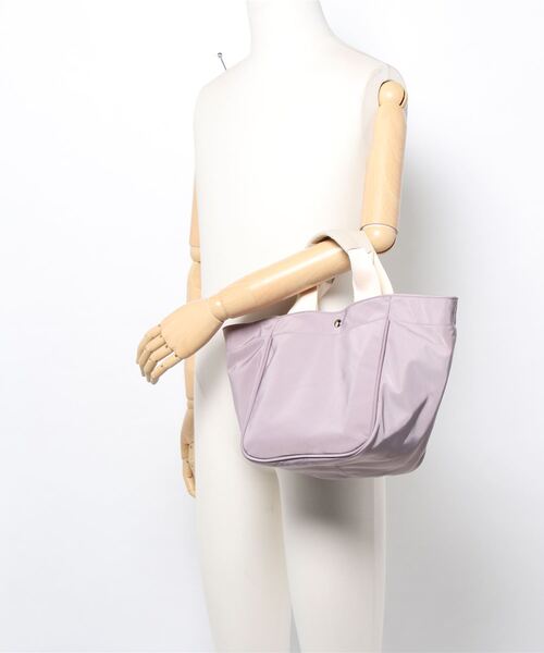 cache cache(カシュ カシュ)の「カシュカシュ cachecache / 多ポケットパイピングトートバッグS(トートバッグ・レディース・ネイビー/グレー/ブラック/ベージュ/レオパード/ゼブラ・FREE)」の7枚目の写真