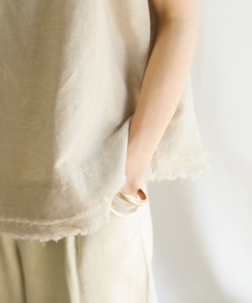 select MOCA（セレクトモカ）の「2021 SS カットオフデザインリネンノースリーブトップス（タンクトップ・レディース・ブラック/ブラウン/アイボリー・FREE）」の15枚目の写真