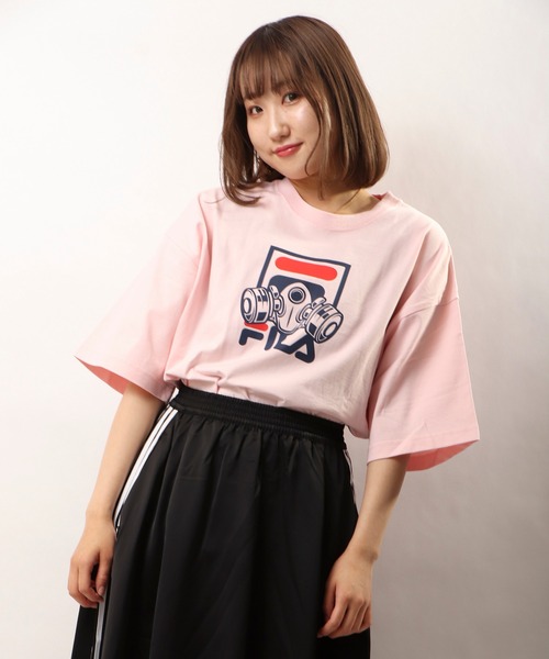FILA HERITAGE(フィラヘリテージ)の「FILA プリント半袖グラフィックTシャツ(Tシャツ/カットソー・メンズ・ホワイト系その他3/ブルー系その他4/ホワイト系その他/ピンク系その他4/ピンク系その他/ブラック系その他2/ブラック系その他4/ブラック/ブルー系その他/ピンク/ブルー系その他3/ピンク系その他3/ホワイト系その他4/ホワイト系その他2/ピンク系その他2/ブラック系その他3/ブラック系その他/ホワイト/サックスブルー/ブルー系その他2・2XL/L/M/XL)」の17枚目の写真