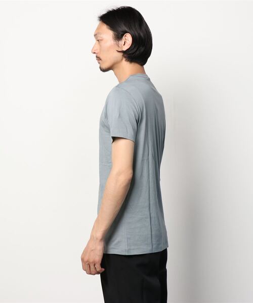 ALLSAINTS（オールセインツ）の「TONIC CREW T-SHIRT | TONIC クルー Tシャツ（Tシャツ/カットソー・メンズ・グレー系・XS/S/M/L/XL）」の2枚目の写真