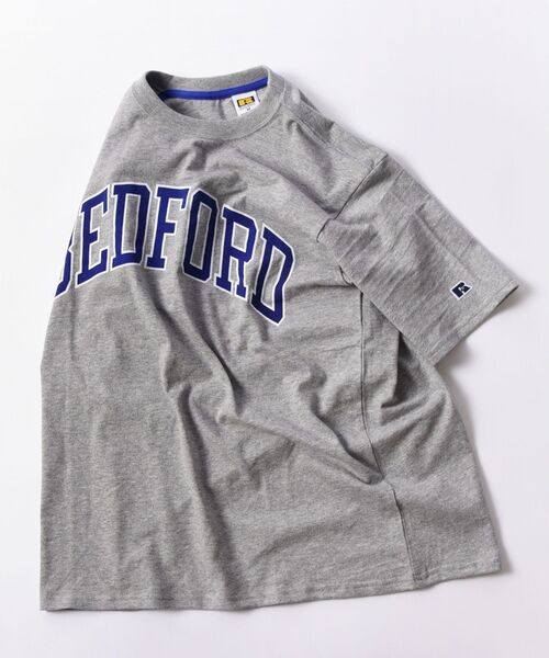 Russell Athletic（ラッセルアスレティック）の「【SHIPS別注】RUSSELL ATHLETIC: NEW カレッジ プリント Tシャツ（Tシャツ/カットソー・メンズ・ホワイト/グレー/オフホワイト/グリーン・SMALL/MEDIUM/LARGE/X-LARGE）」の3枚目の写真