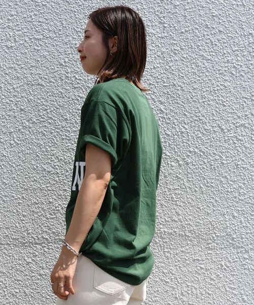 Russell Athletic（ラッセルアスレティック）の「【SHIPS別注】RUSSELL ATHLETIC: NEW カレッジ プリント Tシャツ（Tシャツ/カットソー・メンズ・ホワイト/グレー/オフホワイト/グリーン・SMALL/MEDIUM/LARGE/X-LARGE）」の12枚目の写真