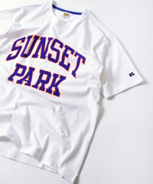 Russell Athletic（ラッセルアスレティック）の「【SHIPS別注】RUSSELL ATHLETIC: NEW カレッジ プリント Tシャツ（Tシャツ/カットソー・メンズ・ホワイト/グレー/オフホワイト/グリーン・SMALL/MEDIUM/LARGE/X-LARGE）」の21枚目の写真