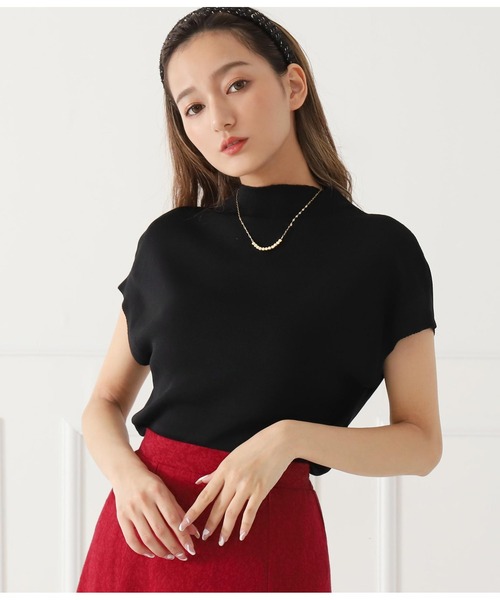 CHILLE（チル）の「プチハイネックシンプルプルオーバ（Tシャツ/カットソー・レディース・ホワイト/ブラック/ピンク/グレイッシュベージュ・FREE）」の2枚目の写真