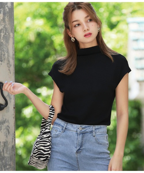 CHILLE（チル）の「プチハイネックシンプルプルオーバ（Tシャツ/カットソー・レディース・ホワイト/ブラック/ピンク/グレイッシュベージュ・FREE）」の21枚目の写真