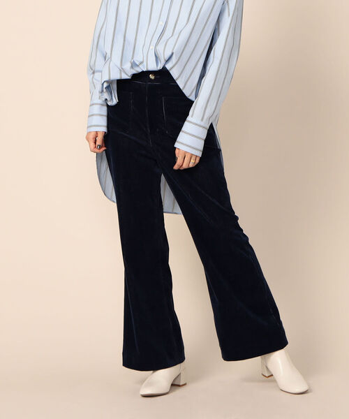 NOLLEY’S(ノーリーズ)の「コーデュロイフレアウォッシャブルパンツ(その他パンツ・レディース・インディゴブルー/オフホワイト/サーモンピンク・38/36)」の3枚目の写真