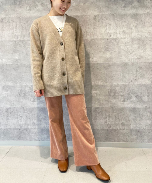 NOLLEY’S(ノーリーズ)の「コーデュロイフレアウォッシャブルパンツ(その他パンツ・レディース・インディゴブルー/オフホワイト/サーモンピンク・38/36)」の8枚目の写真