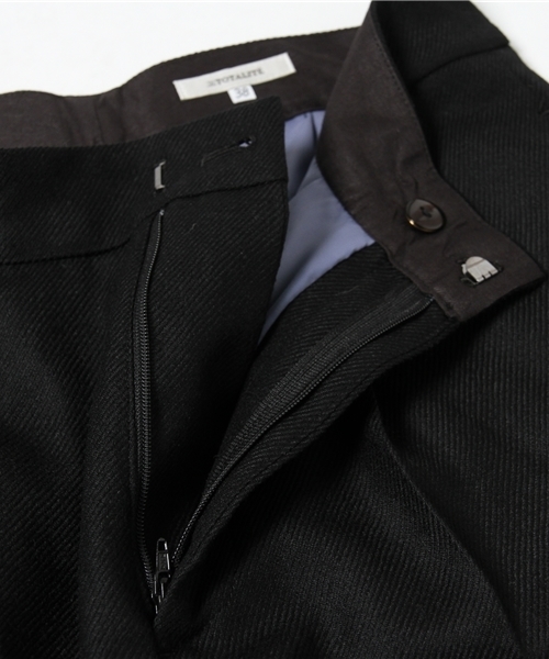 La TOTALITE（ラトータリテ）の「ワイドストレートパンツ。（その他パンツ・レディース・ブラック/グレー/ベージュ・36/38）」の11枚目の写真