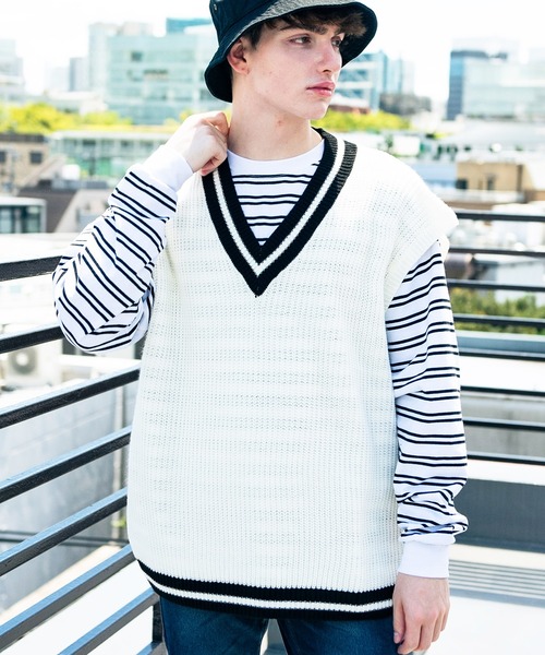 チルデンニットベスト