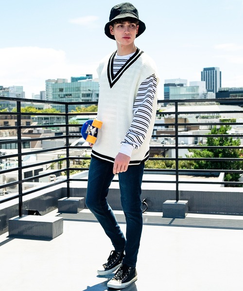 チルデンニットベスト