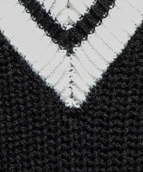 ８(eight)（エイト）の「チルデンニットベスト（ベスト・メンズ・ブラック/グリーン/ベージュ/オフホワイト/ブルー・MEDIUM/LARGE/X-LARGE）」の9枚目の写真