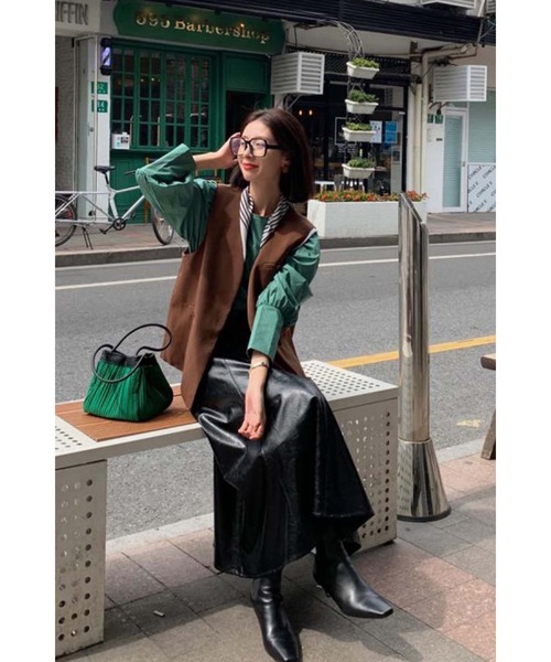 Leja(レジャ)の「レザーAラインロングスカート(スカート・レディース・ブラック/グリーン/モカ・SMALL/MEDIUM)」の17枚目の写真