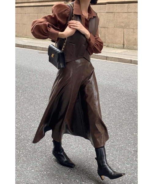 Leja(レジャ)の「レザーAラインロングスカート(スカート・レディース・ブラック/グリーン/モカ・SMALL/MEDIUM)」の18枚目の写真