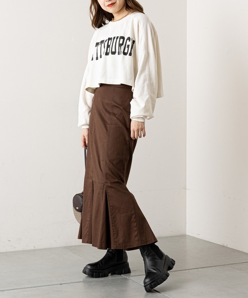 Chico（チコ）の「ショート丈デカロゴカレッジスウェット（スウェット・レディース・ブラック/グレー/グリーン/アイボリー・FREE）」の18枚目の写真