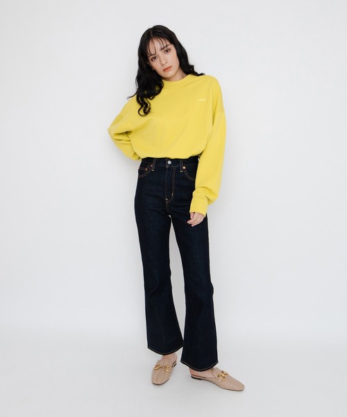 Levi's（リーバイス）の「WEAR IN WEAR OUT RED TAB スウェットシャツ WARM OLIVE（スウェット・レディース・グリーン・M/S/XS）」の6枚目の写真