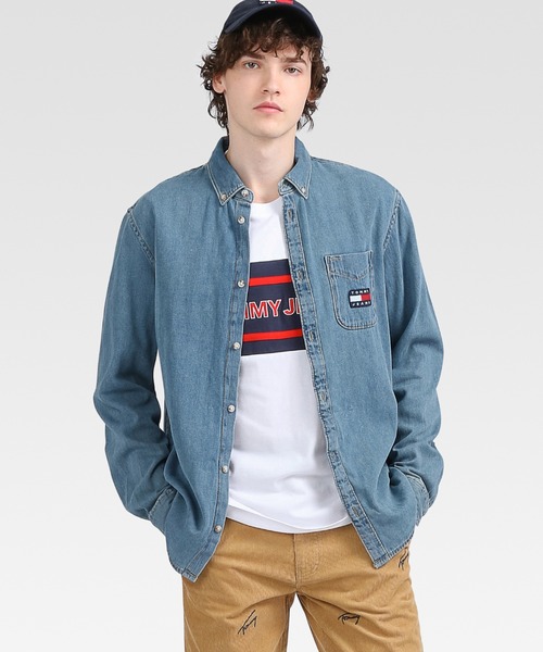 tommy jeans（トミー ジーンズ）の「フラッグロゴデニムシャツ（シャツ/ブラウス・メンズ・ブルー・LARGE/MEDIUM/SMALL/X-LARGE）」の9枚目の写真