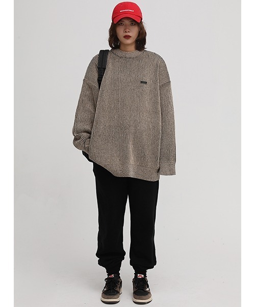 MASONPRINCE（メイソンプリンス）の「【MASONPRINCE】Oversized mock neck one point logo knit MY2039（ニット/セーター・メンズ・ブルー/ブラック/ベージュ/ライトブルー/カーキ・S/M/L）」の14枚目の写真