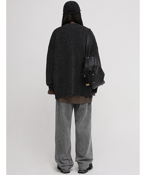 MASONPRINCE（メイソンプリンス）の「【MASONPRINCE】Oversized mock neck one point logo knit MY2039（ニット/セーター・メンズ・ブルー/ブラック/ベージュ/ライトブルー/カーキ・S/M/L）」の21枚目の写真