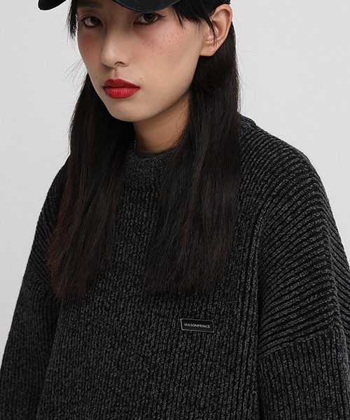 MASONPRINCE（メイソンプリンス）の「【MASONPRINCE】Oversized mock neck one point logo knit MY2039（ニット/セーター・メンズ・ブルー/ブラック/ベージュ/ライトブルー/カーキ・S/M/L）」の12枚目の写真