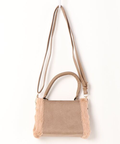 LUGG NAGG(ラグナグ)の「フェイクムートン風ショルダーバッグ(ショルダーバッグ・レディース・ブラック/ブラウン/ベージュ・FREE)」の13枚目の写真