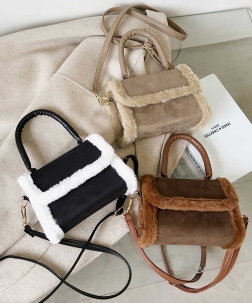 LUGG NAGG(ラグナグ)の「フェイクムートン風ショルダーバッグ(ショルダーバッグ・レディース・ブラック/ブラウン/ベージュ・FREE)」の7枚目の写真