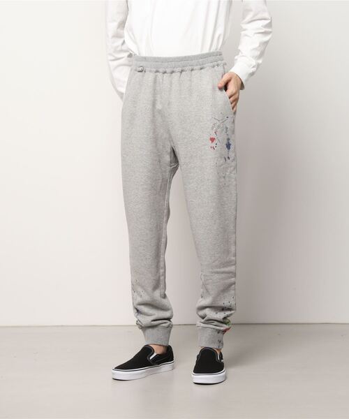 roarguns(ロアーガンズ)の「roarguns/ロアーガンズ/21MGP-04A/CLEANSE SWEAT PANTS PAINT(スウェットパンツ・メンズ・ブラック/グレー・4/3)」の1枚目の写真