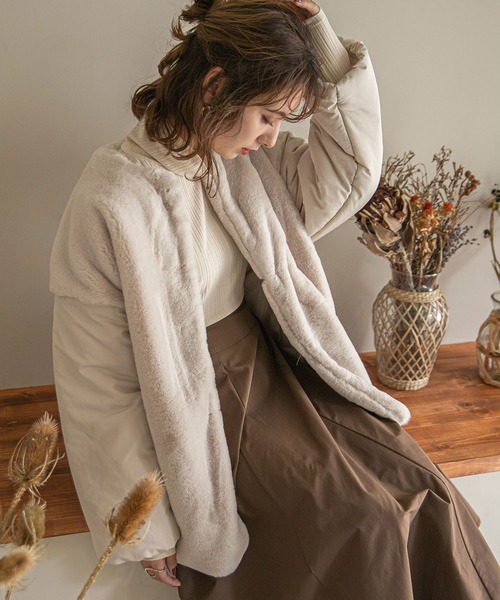 rectangle（レクタングル）の「ファー×中綿ノーカラーコート（ノーカラージャケット・レディース・アイボリー/ブラック/ブラウン・FREE）」の2枚目の写真