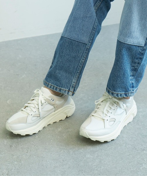 BRAND BLACK(ブランドブラック)の「【BRAND BLACK】スニーカー/AURA(スニーカー・レディース・ホワイト・7/6/8)」の3枚目の写真