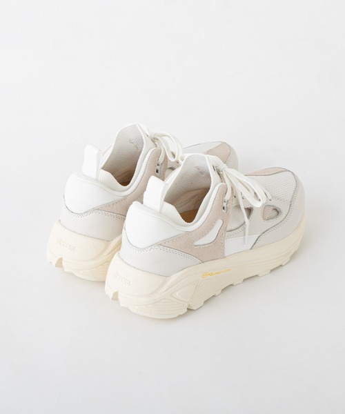 BRAND BLACK(ブランドブラック)の「【BRAND BLACK】スニーカー/AURA(スニーカー・レディース・ホワイト・7/6/8)」の6枚目の写真