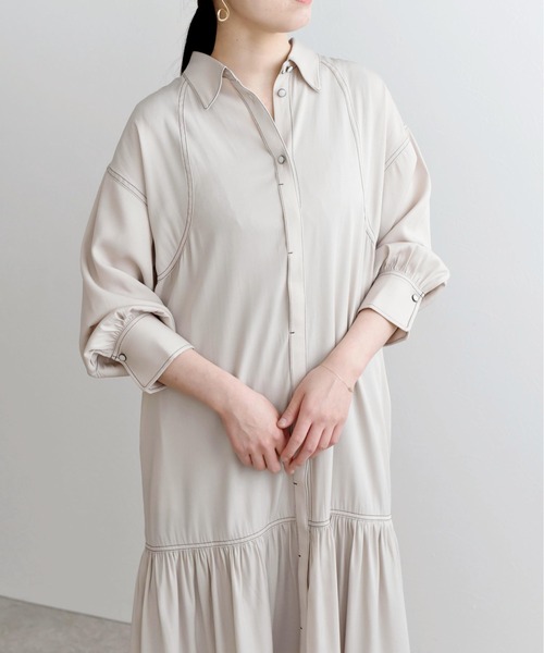LHELBIE（レルビエ）の「ダンガリーティアードシャツワンピ（シャツワンピース・レディース・インディゴブルー/ブルー/ライトベージュ・M）」の15枚目の写真