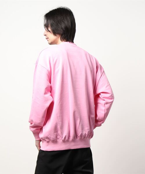 SPINNS（スピンズ）の「ランダムワッペン クルーネックスウェット