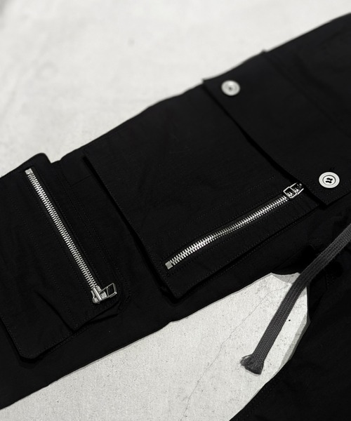 ROYAL FLASH（ロイヤルフラッシュ）の「A.F ARTEFACT/エーエフ・アーティファクト/cago long pants（カーゴパンツ・メンズ・ブラック・2/3）」の5枚目の写真