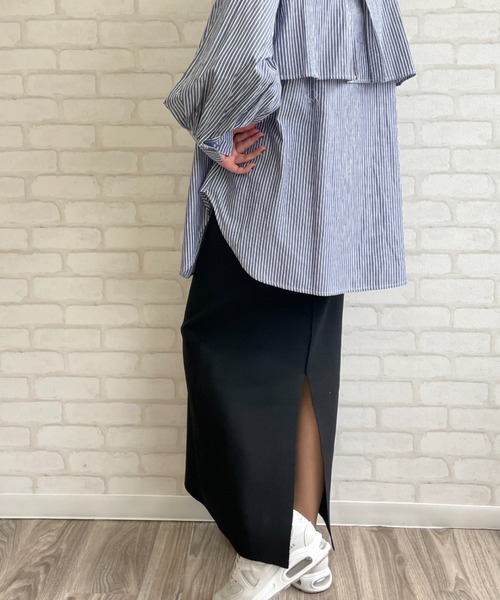 Chiaro(キアロ)の「スリットタイトニットスカート(スカート・レディース・ブラック/レッド/グリーン/グレイッシュベージュ・FREE)」の2枚目の写真