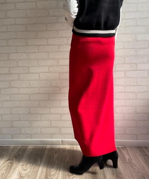 Chiaro(キアロ)の「スリットタイトニットスカート(スカート・レディース・ブラック/レッド/グリーン/グレイッシュベージュ・FREE)」の21枚目の写真