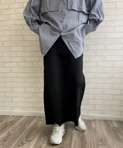 Chiaro(キアロ)の「スリットタイトニットスカート(スカート・レディース・ブラック/レッド/グリーン/グレイッシュベージュ・FREE)」の8枚目の写真