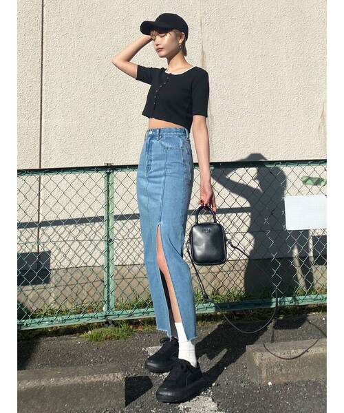 EMODA（エモダ）の「コンパクトショートリブニット（Tシャツ/カットソー・レディース・ホワイト/ブラック/パープル/イエロー/グリーン・FREE）」の18枚目の写真