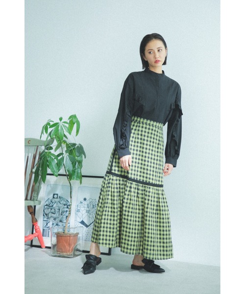 piu comoda（ピュコモダ）の「(piu comoda)ノットリボンスリッパサンダル（サンダル・レディース・ブラック/イエロー・38/37/36）」の6枚目の写真