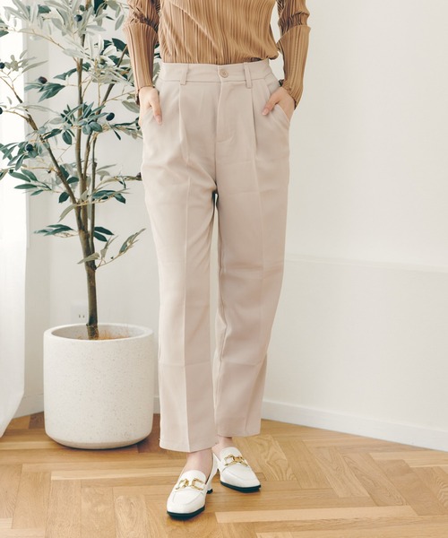 Lamoa（ラモア）の「Lamoa/テーパード タック スラックスパンツ（スラックス・レディース・ホワイト/ブラック/ブルー/アイボリー・SMALL/MEDIUM/LARGE）」の4枚目の写真