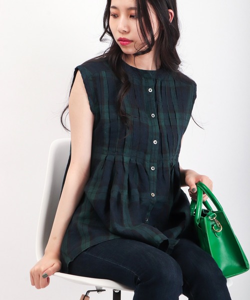 ubasoku（ウバソク）の「ubasoku リネン無地 ノースリーブブラウス（シャツ/ブラウス・レディース・ブラック/チェック/ブラック系その他/ホワイト・FREE）」の3枚目の写真