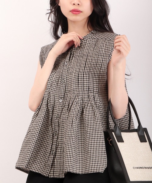 ubasoku（ウバソク）の「ubasoku リネン無地 ノースリーブブラウス（シャツ/ブラウス・レディース・ブラック/チェック/ブラック系その他/ホワイト・FREE）」の8枚目の写真