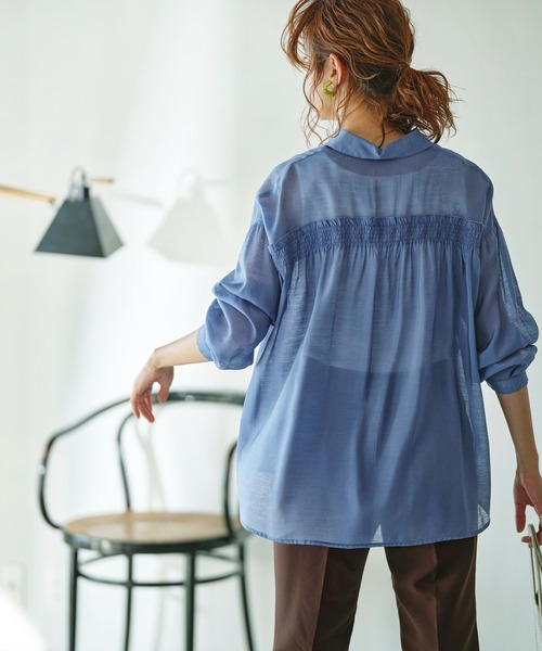 GeeRA（ジーラ）の「バックフリルボリューム袖シアーシャツ（シャツ/ブラウス・レディース・ブラック/ブルー・MEDIUM/LARGE/X-LARGE）」の14枚目の写真