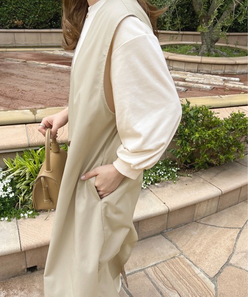 apres jour(アプレジュール)の「ジャンスカ風ロングジレ【ZOZOTOWN限定アイテム】(ベスト・レディース・ブラック/アイボリー/ベージュ・X-LARGE/フリー)」の9枚目の写真