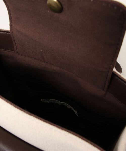 ehka sopo（エヘカソポ）の「パイピングショルダーバッグ（ショルダーバッグ・レディース・ブラウン/キャメル/ブラック・ﾌﾘ-）」の7枚目の写真