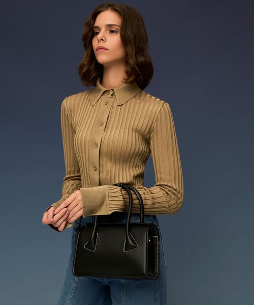 CHARLES & KEITH（チャールズ & キース）の「デイラー ダブルハンドルバッグ / Daylla Double Handle Bag（ハンドバッグ・レディース・ブラック/ネイビー/イエロー系その他2・M）」の6枚目の写真